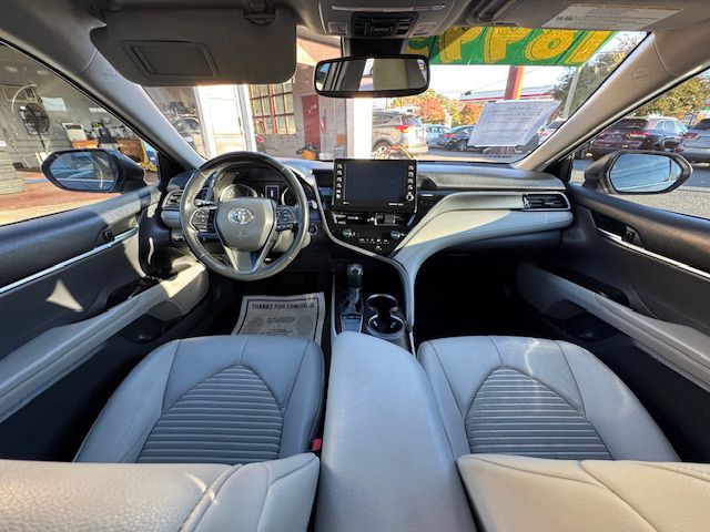 2022 Toyota Camry Image 3