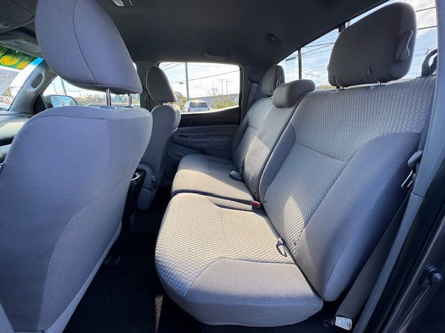 2013 Toyota Tacoma Image 4