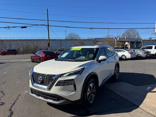 2021 Nissan Rogue Image 1