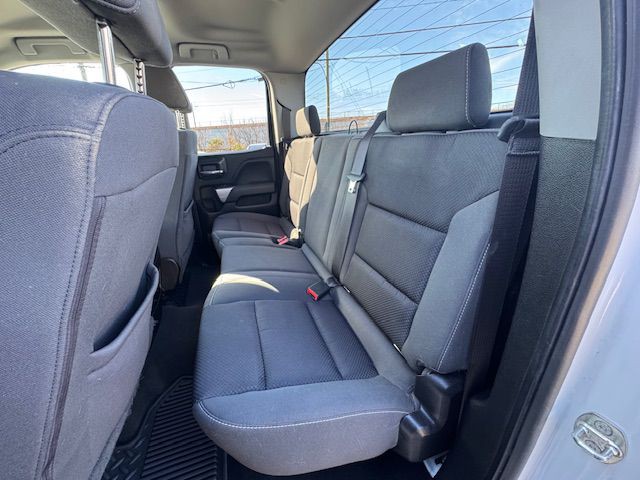 2018 Chevrolet Silverado 1500 Image 4