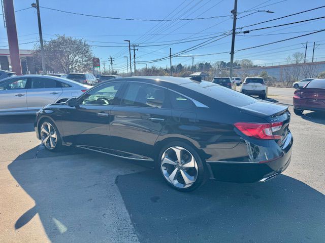 2019 Honda Accord Image 6