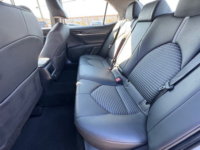 2018 Toyota Camry Image 4