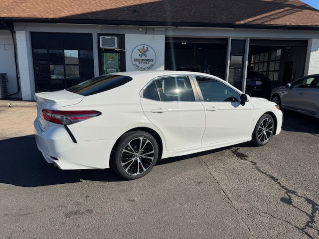 2018 Toyota Camry Image 7