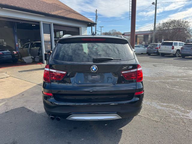 2017 BMW X3 Image 8