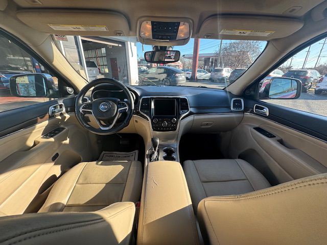 2017 Jeep Grand Cherokee Image 3