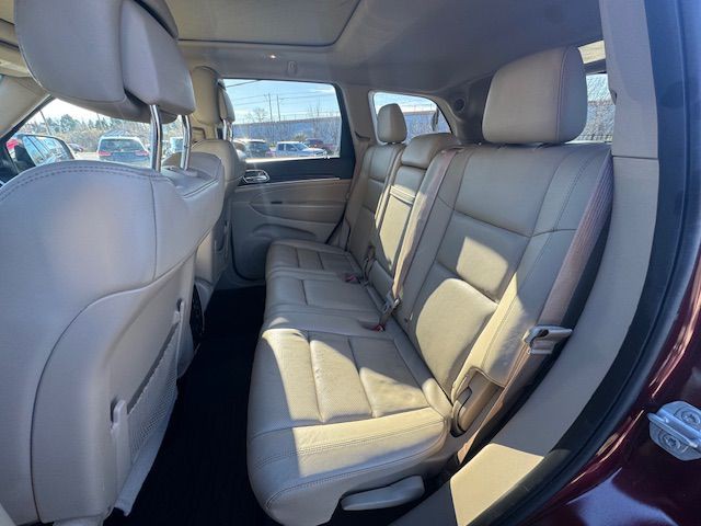 2017 Jeep Grand Cherokee Image 5