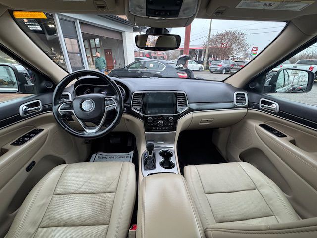 2019 Jeep Grand Cherokee Image 3