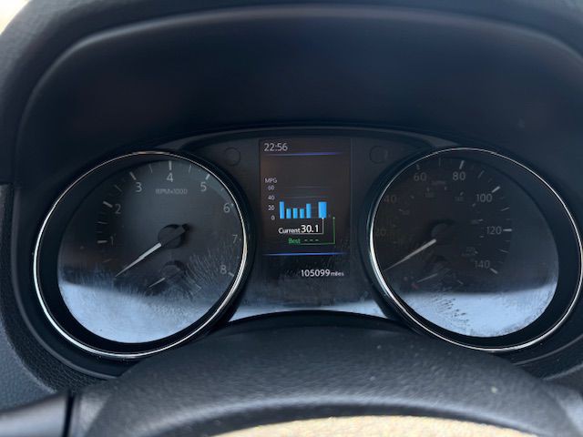 2020 Nissan Rogue Image 2