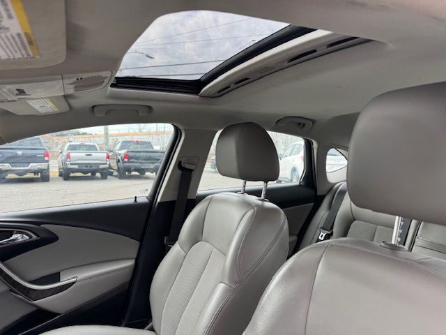 2017 Buick Verano Image 4