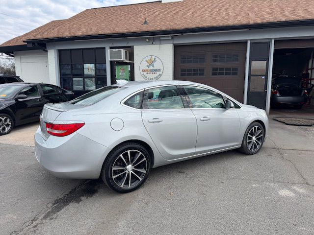 2017 Buick Verano Image 8