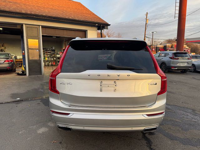 2018 Volvo XC90 Image 8