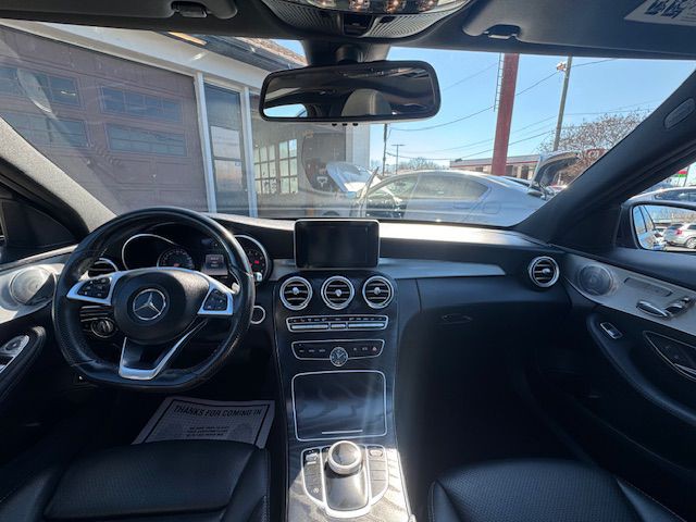 2018 Mercedes-Benz C-Class Image 3