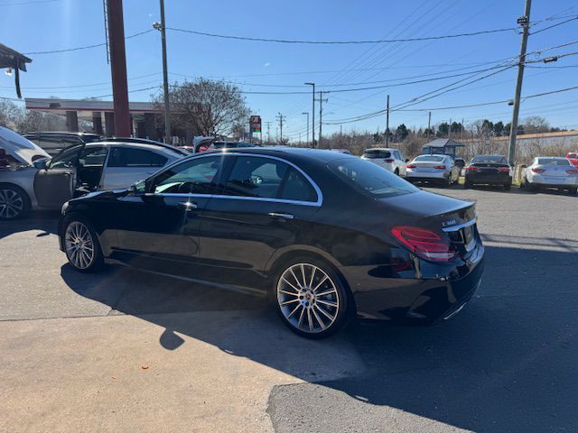 2018 Mercedes-Benz C-Class Image 6