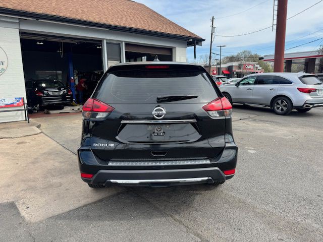2018 Nissan Rogue Image 6