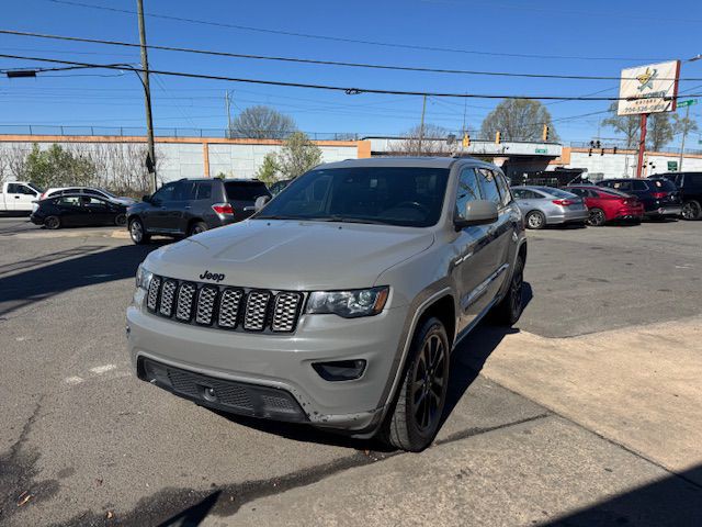 2021 Jeep Grand Cherokee Image 1