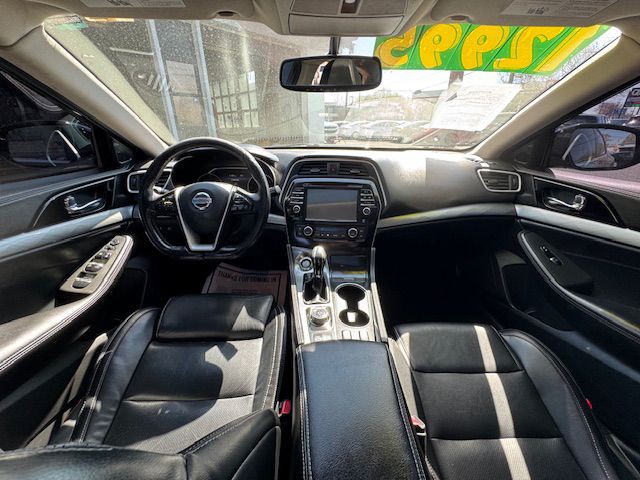 2016 Nissan Maxima Image 3