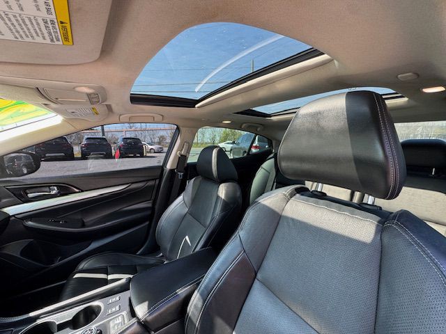 2016 Nissan Maxima Image 4