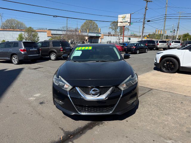 2016 Nissan Maxima Image 9