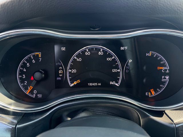 2019 Jeep Grand Cherokee Image 2