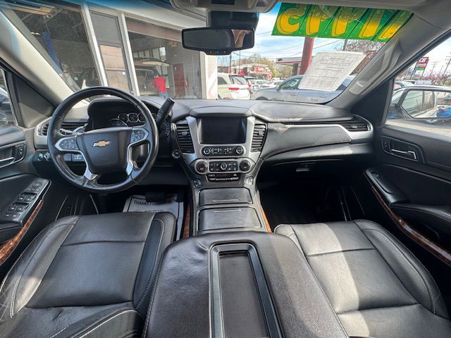 2015 Chevrolet Tahoe Image 3