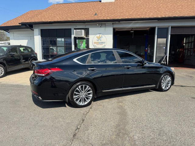 2015 Hyundai Genesis Image 7