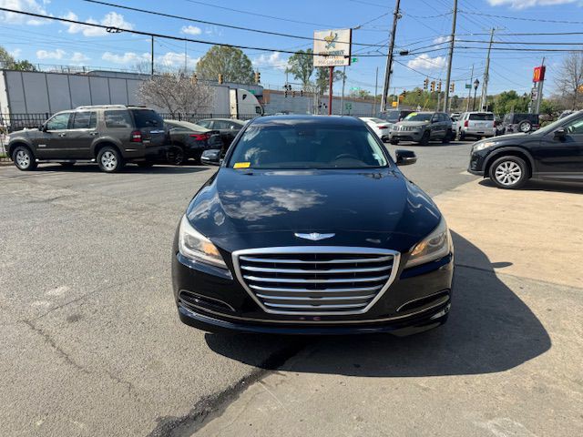 2015 Hyundai Genesis Image 8