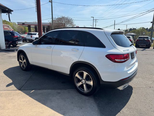 2016 Mercedes-Benz GLC-Class Image 6