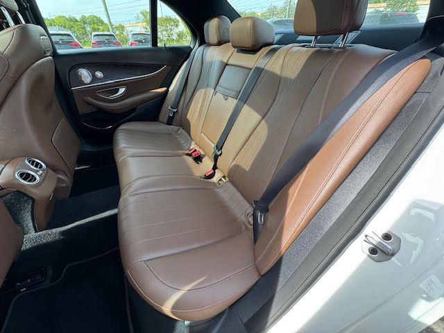 2019 Mercedes-Benz E-Class Image 5
