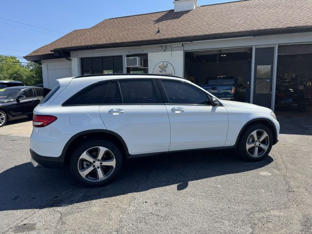 2016 Mercedes-Benz GLC-Class Image 8