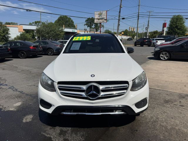 2016 Mercedes-Benz GLC-Class Image 9
