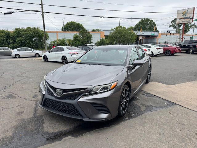 2019 Toyota Camry Image 1