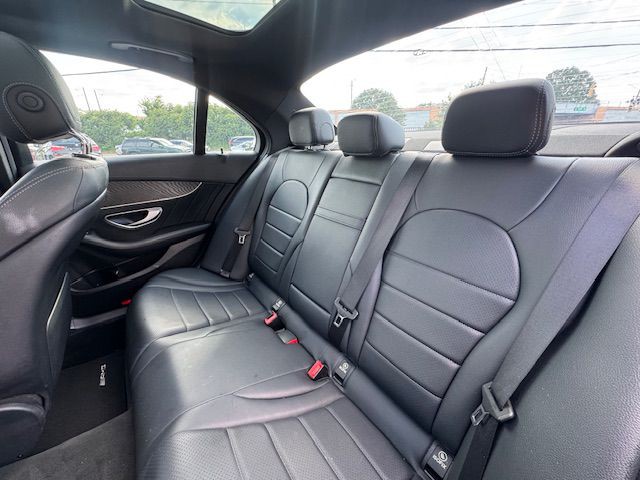 2016 Mercedes-Benz C-Class Image 5