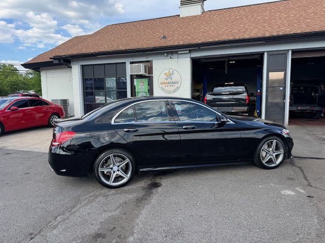 2016 Mercedes-Benz C-Class Image 8