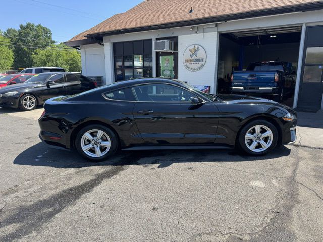 2019 Ford Mustang Image 8