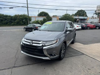 Image for 2018 Mitsubishi Outlander SE ID: 7432772
