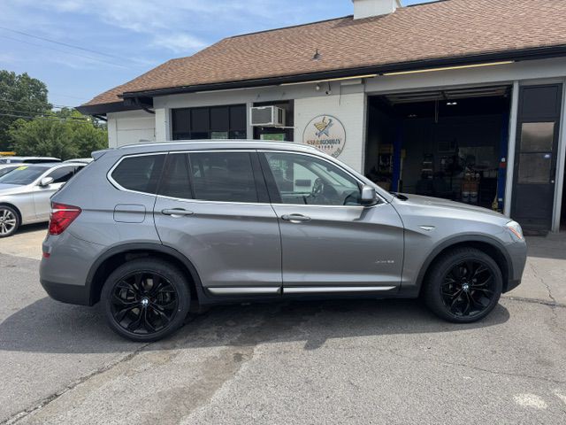 2017 BMW X3 Image 7
