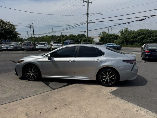 2022 Toyota Camry Image 5
