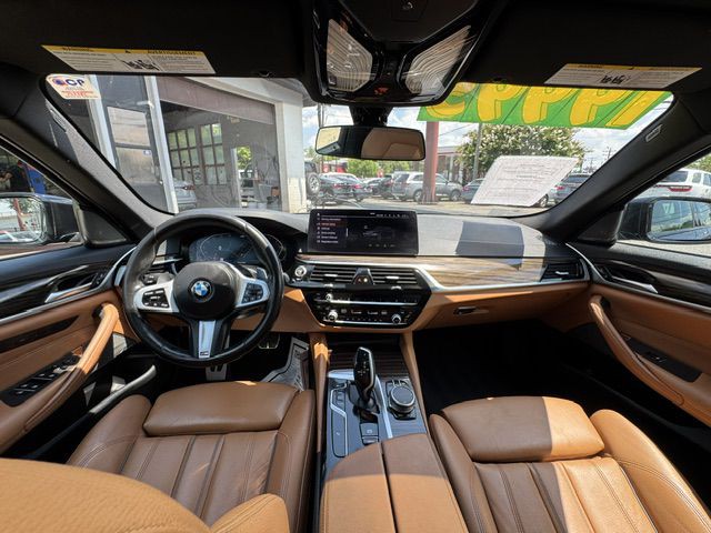 2021 BMW 5 Series Image 3