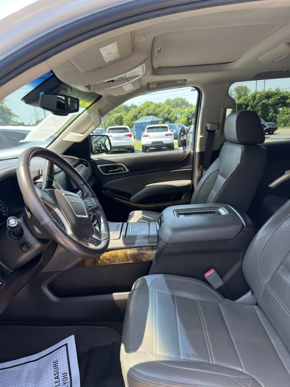 2017 GMC Yukon Image 6
