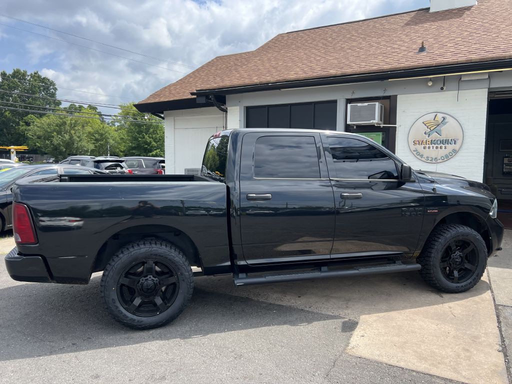 2017 RAM 1500 Image 3