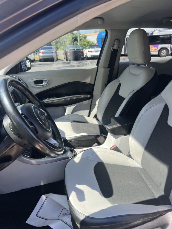 2019 Jeep Compass Image 6