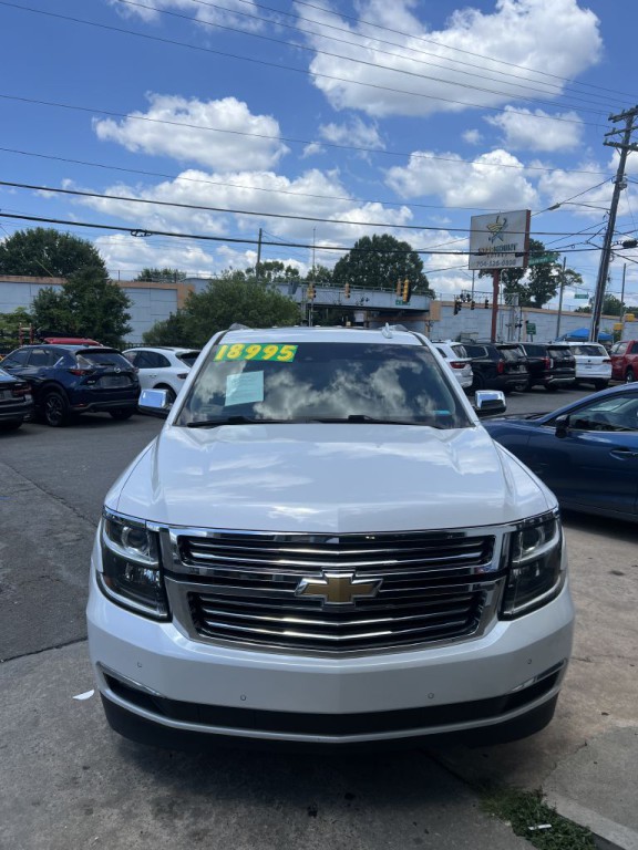 2018 Chevrolet Tahoe Image 2