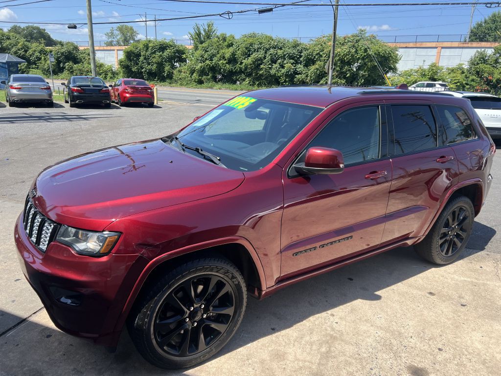 2018 Jeep Grand Cherokee Image 1