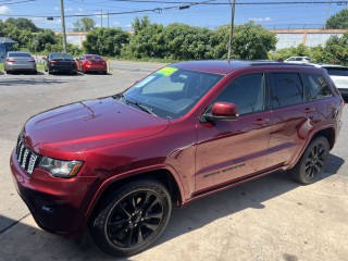 Image for 2018 Jeep Grand Cherokee Laredo ID: 7544019