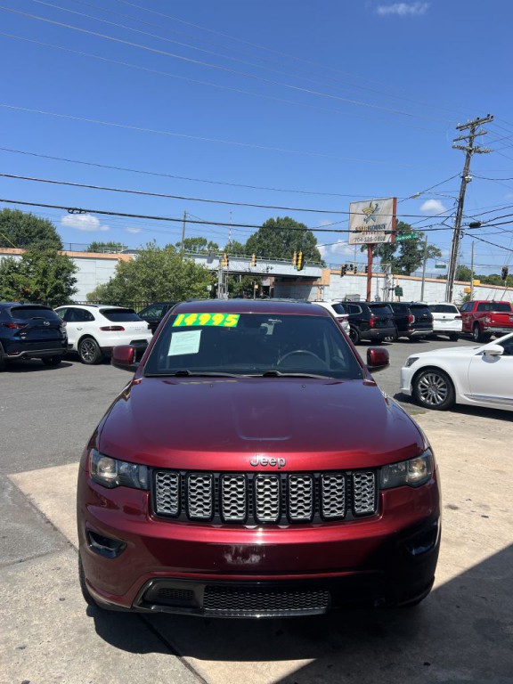 2018 Jeep Grand Cherokee Image 2