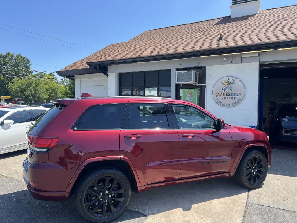 2018 Jeep Grand Cherokee Image 3