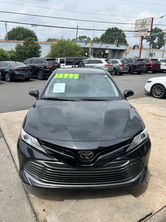 2020 Toyota Camry Image 2