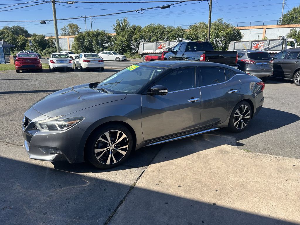 2018 Nissan Maxima Image 1