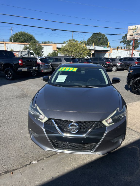 2018 Nissan Maxima Image 2