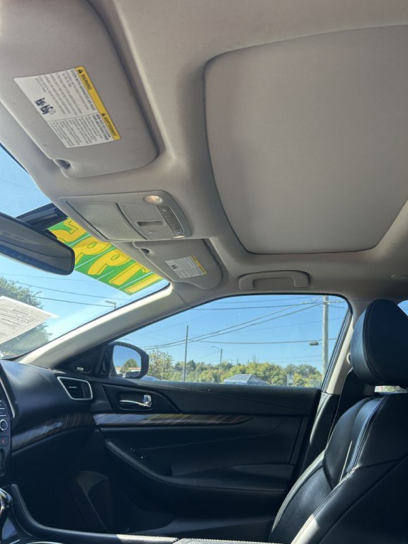 2018 Nissan Maxima Image 8